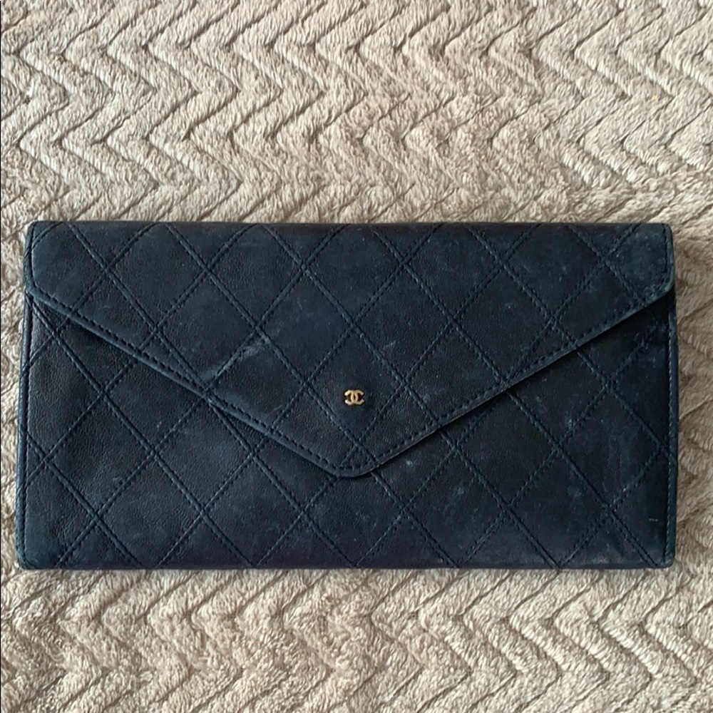Chanel leather wallet